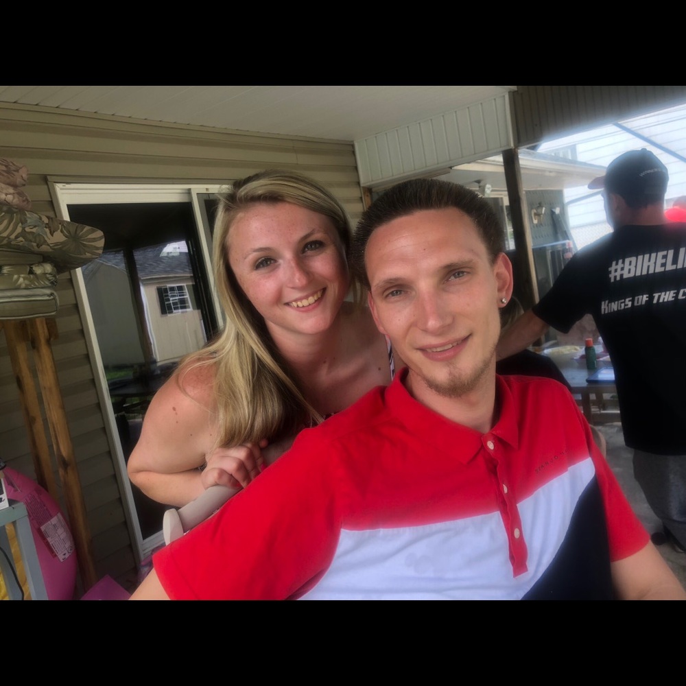 Meet your Posher, Caitlin